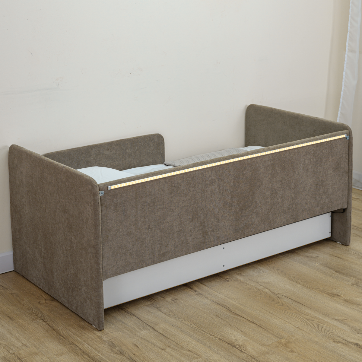 romack-molly-200x90-2